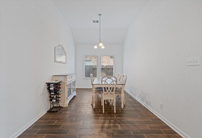 Building Photo - 4715 Painted Bunting Ln