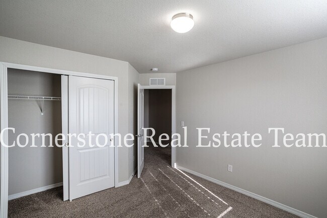 Building Photo - 10758 Saco Dr