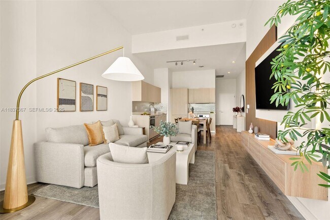 Building Photo - 501 NE 31st St