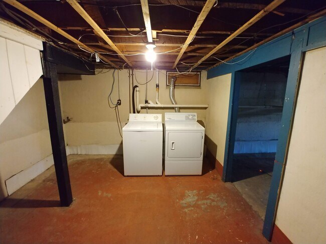 Building Photo - 7th and Jefferson - August 2026