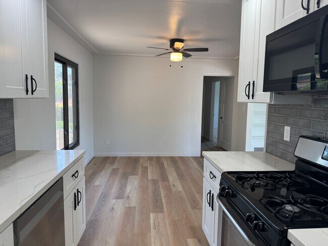 Building Photo - *******Classic Mt. Helix Ranch Style Home*...