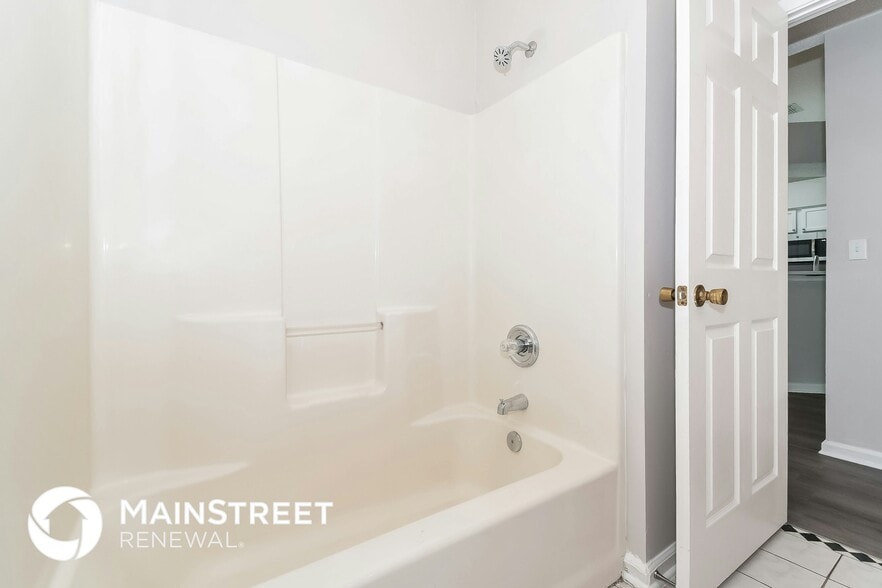 Building Photo - 13006 Staffordshire Dr S