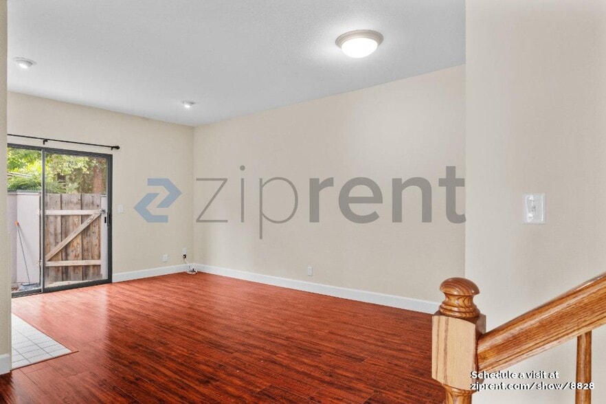 Building Photo - 454 Bolinger Common