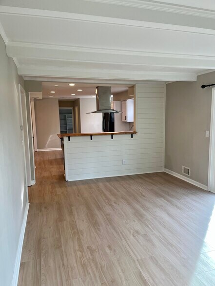 Family room - 3803 Brunswick Dr