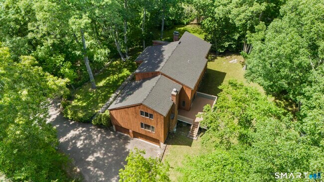 Building Photo - 732 Den Rd
