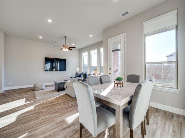 Building Photo - 1913 Renwick Dr