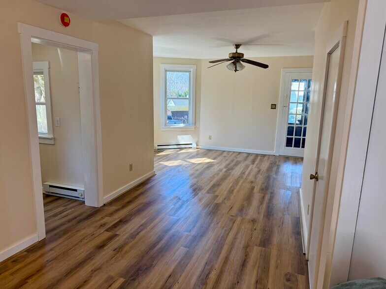 Building Photo - 57 Main St