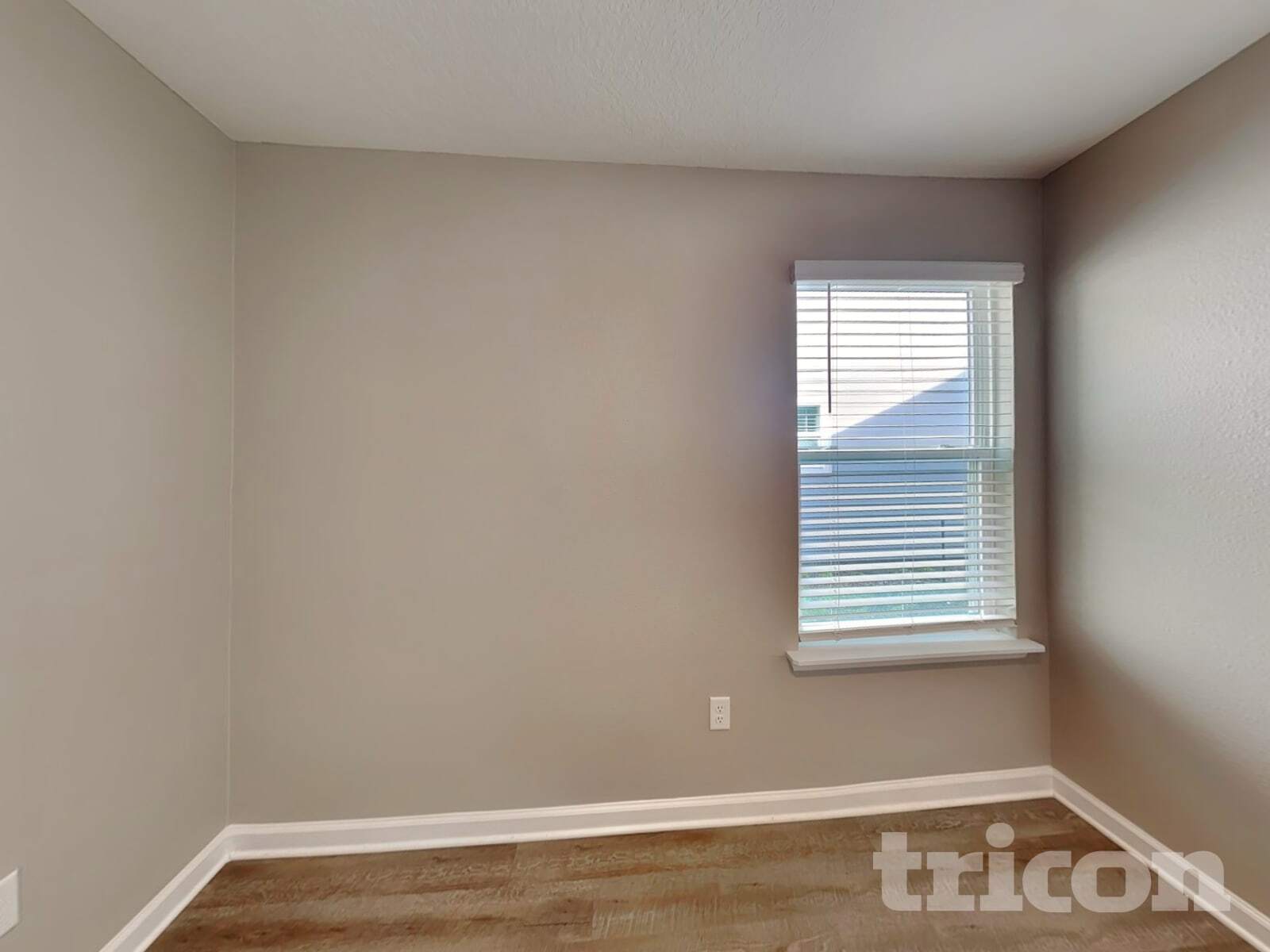 Building Photo - 470 Chandler Dr