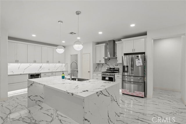 Building Photo - 13576 Fern Pine St