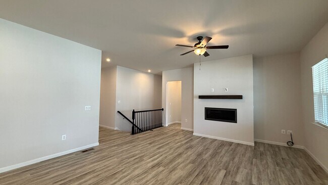 Building Photo - Spotsy Courthouse - Large Ranch Home