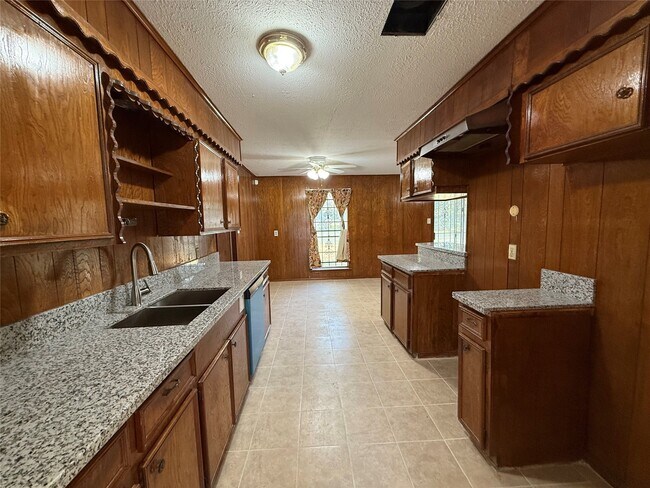 Building Photo - 7325 Ley Rd