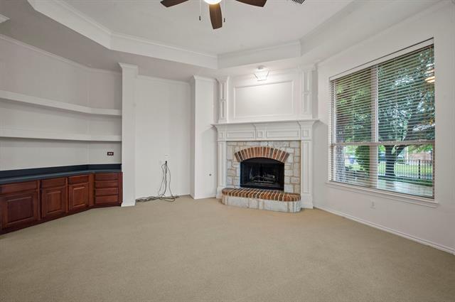 Building Photo - 2404 Windgate Dr