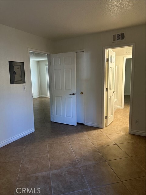 Building Photo - 10655 Lemon Ave