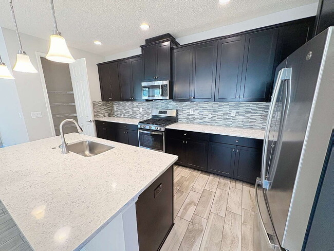 Building Photo - 11220 Fish Eagle Dr