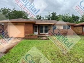 Building Photo - Del City 3 Bedroom