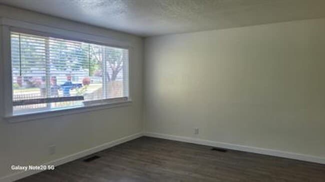 Building Photo - 1217 S Juniper St