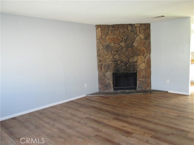 Building Photo - 10674 Kiowa Rd