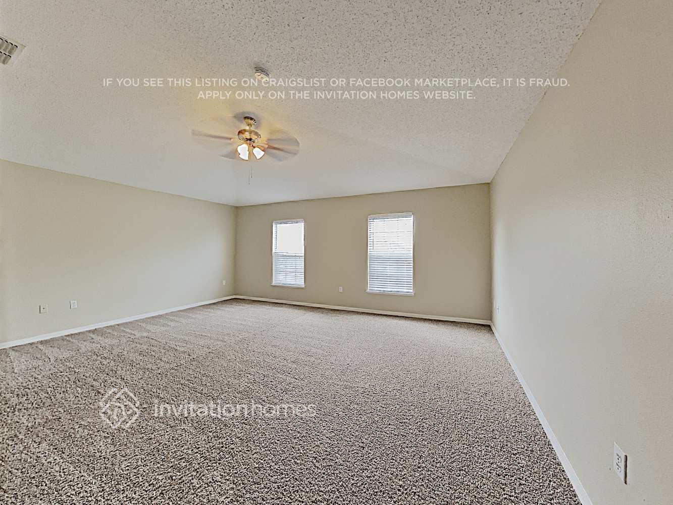 Building Photo - 1701 Alhambra Crest Dr