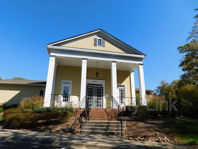 Building Photo - 1244 Assembly St