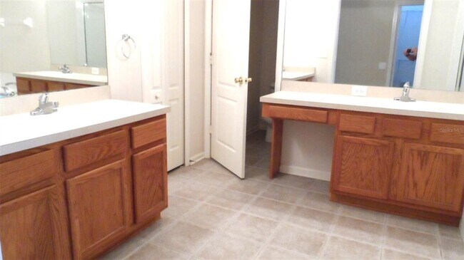 Building Photo - 30709 Lanesborough Cir