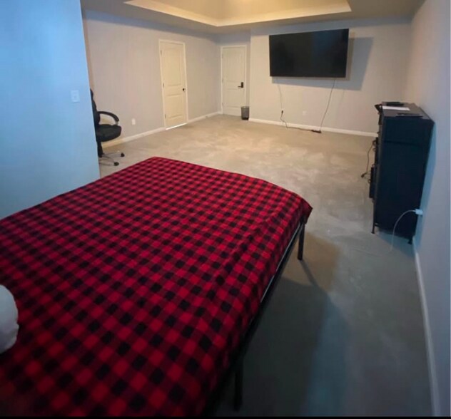 Building Photo - 111 Audubon Ave