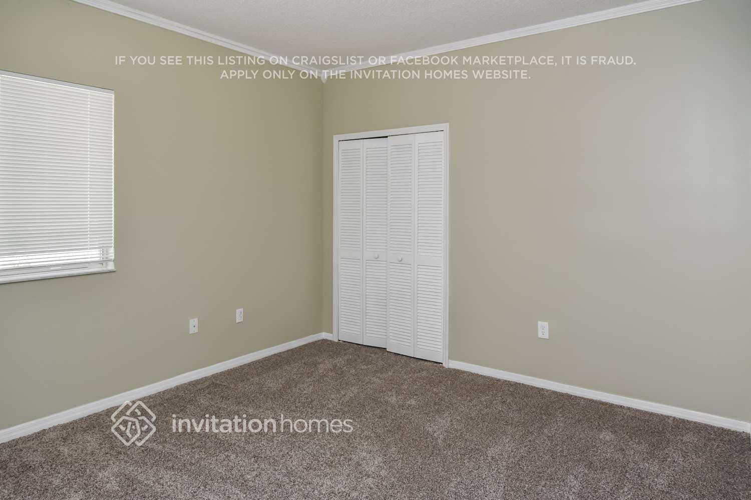 Building Photo - 14951 SW 157th Ct