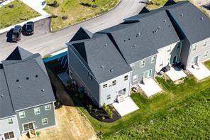 Building Photo - 231 Yellowwood Ct