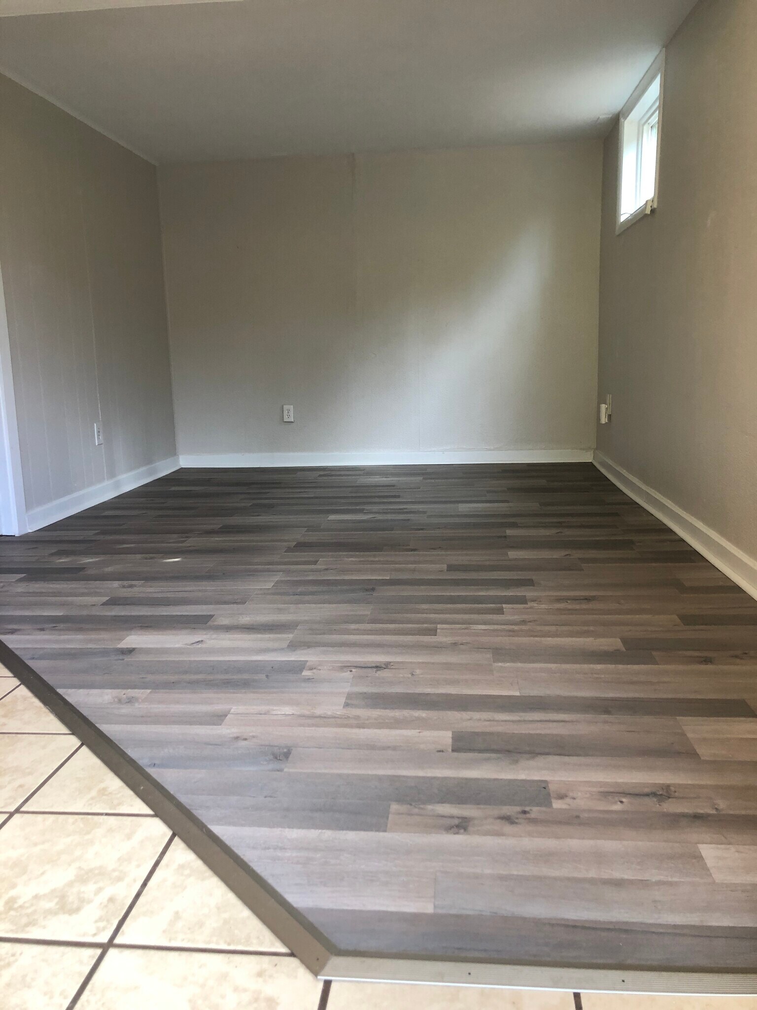 Building Photo - 1535 Madrona Point