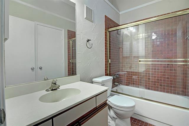 Building Photo - 2106 Willowgate Ln