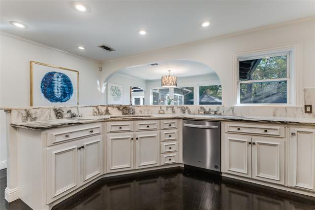 Building Photo - 3778 Shorecrest Dr