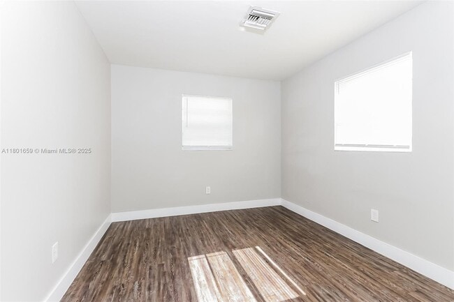 Building Photo - 4850 Andros Dr