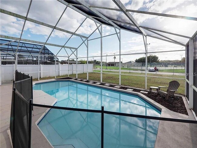 Building Photo - 2304 Anhinga Dr