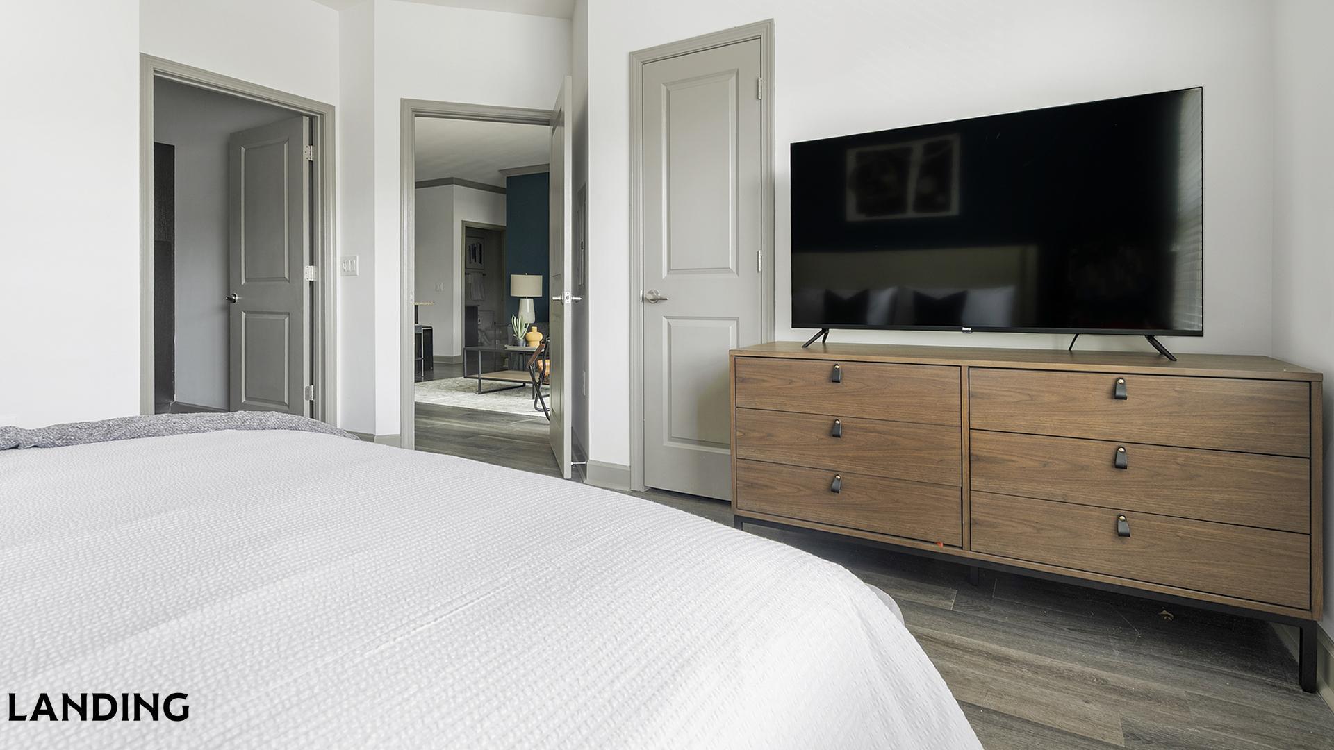 Building Photo - 11010 Northlake Landing Dr