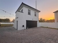 Building Photo - 16934 SW 92nd St Cir