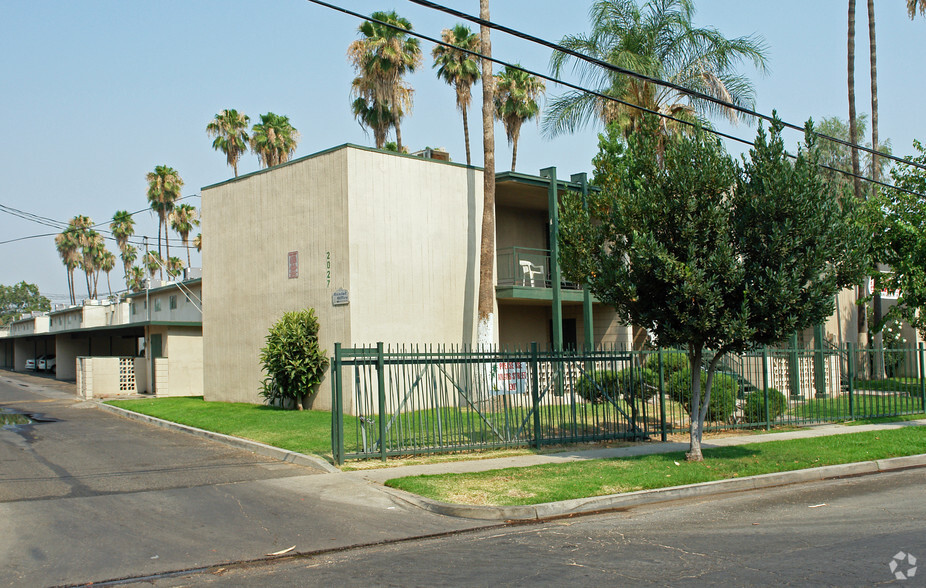 Primary Photo - Palm Garden Apartments