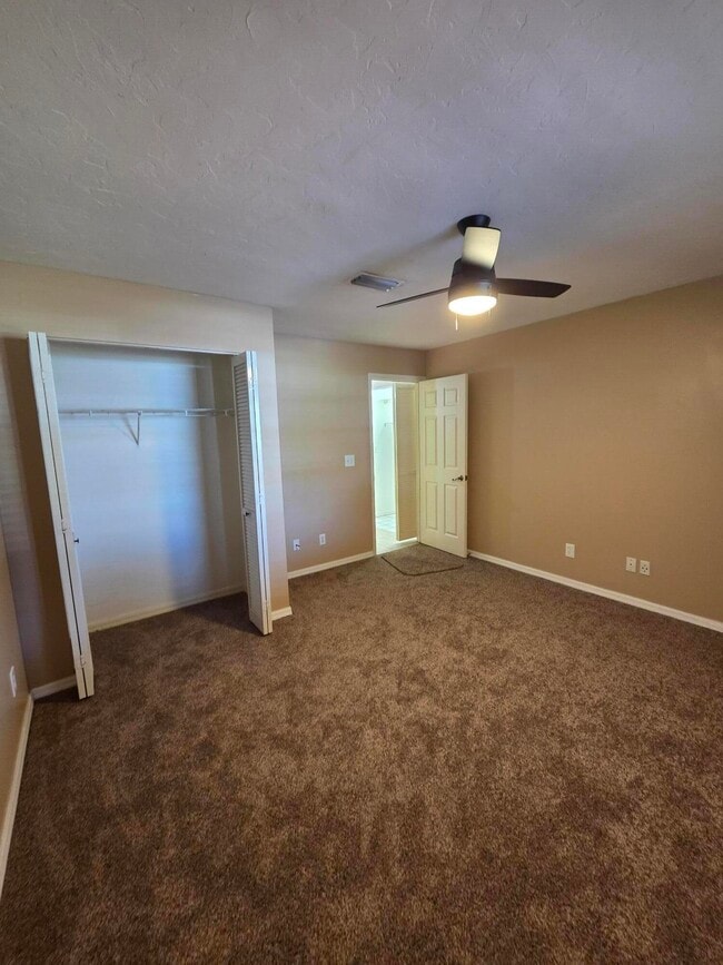 Building Photo - 1422 36th Ave