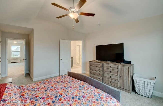 Building Photo - ***Special Offer*** Single Family Home in Desirable Neighborhood