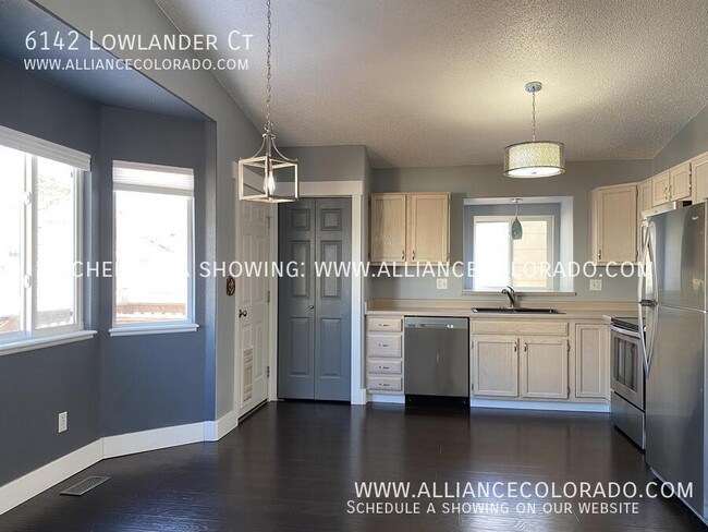 Building Photo - 6142 Lowlander Ct