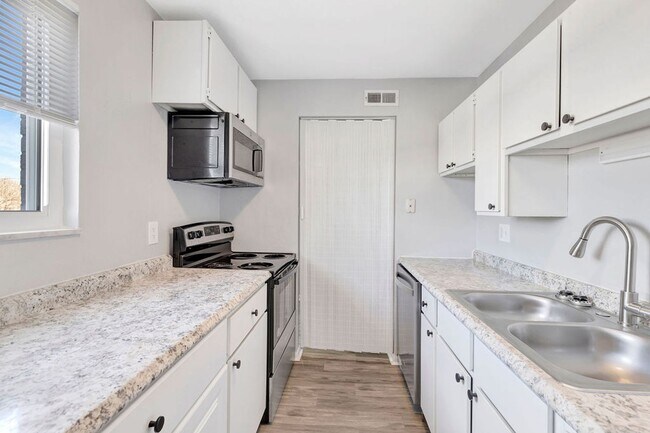 Interior Photo - The Flats at Sycamore Creek at Miamisburg, OH - Newly Renovated 2 Bedroom Apartments!