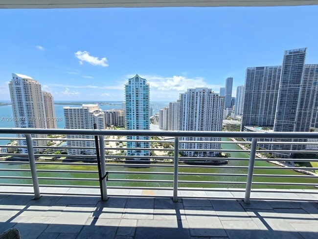 Building Photo - 325 S Biscayne Blvd