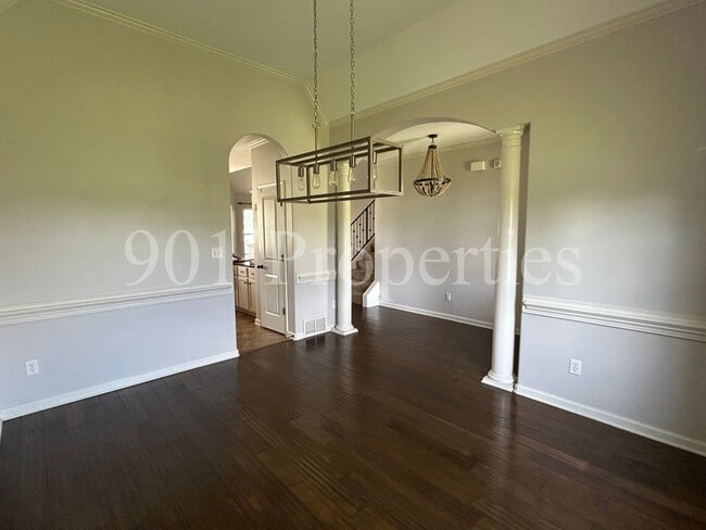 Building Photo - 14383 Buttercup Dr