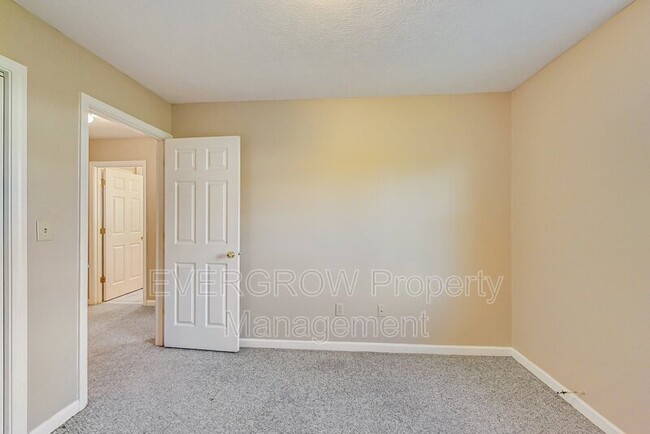 Building Photo - 1068 Torino Ct