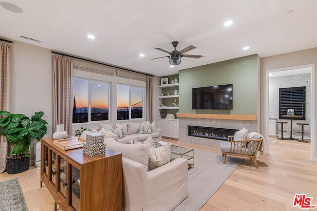 Building Photo - 28609 Windbreak Tr