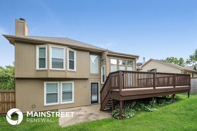 Building Photo - 6426 Chouteau St