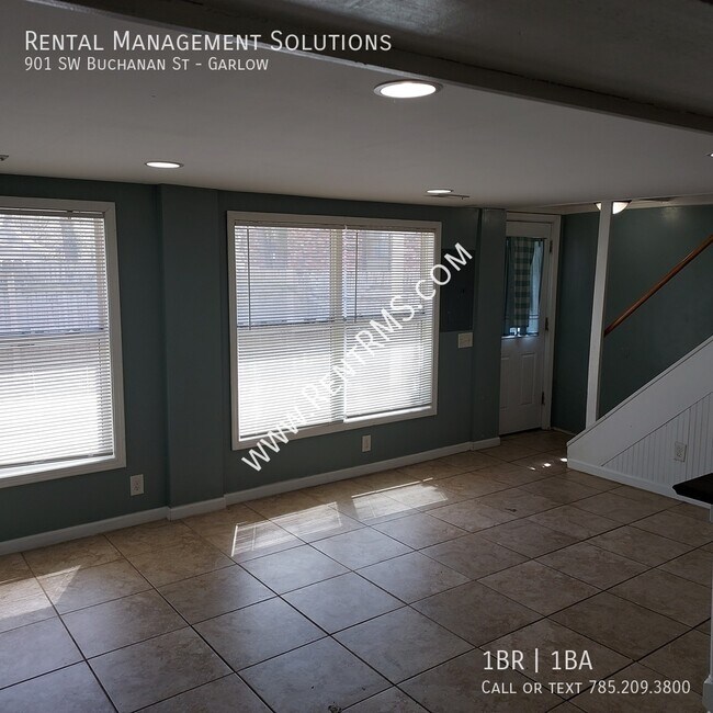 Building Photo - 901 SW Buchanan St