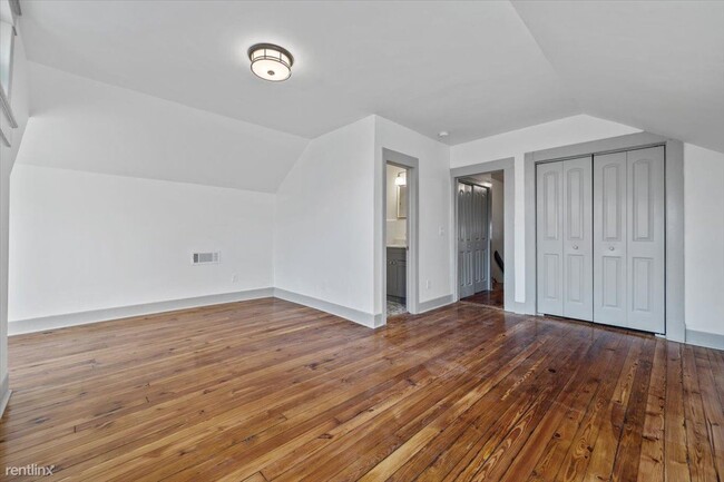 Building Photo - 3 br, 2 bath Duplex - 929 Oglethorpe Avenu...