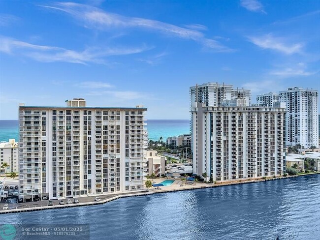 Building Photo - 1600 S Ocean Dr