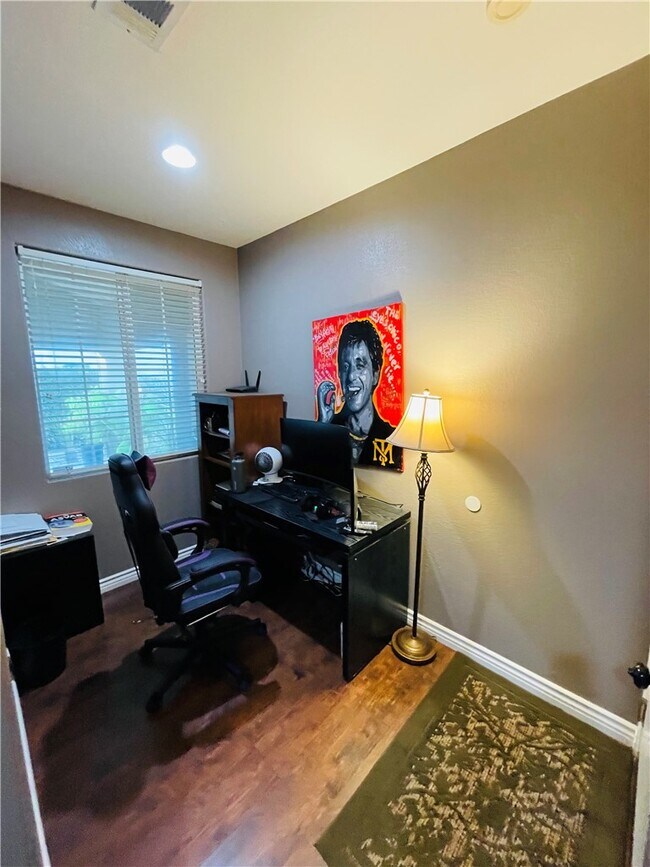 Building Photo - 27613 Vanilla Ct