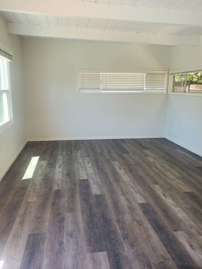Building Photo - Recently Upgraded and Refreshed House with Pool and Casita