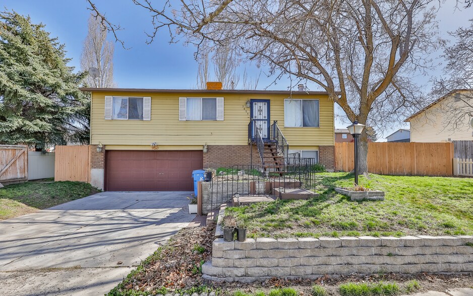 Primary Photo - 3895 W Brixton Rd